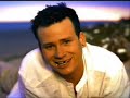 Tom DeLonge is hot!