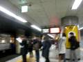 videos de N. takes the train: Running for the train