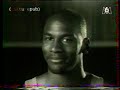 voil� une petite vid�o de mj dans l'�mission culture pub, diffus�e auparavant sur m6.

d�sol� pour la qualit� c'est un vieil enregistrement retrouv� sur une ancienne vhs.