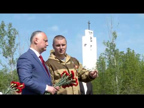 Șeful statului a participat la ceremonia de reînhumare a 45 de soldați ai Armatei Roșii