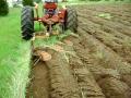 1959 Allis-Chalmers D17 plowing