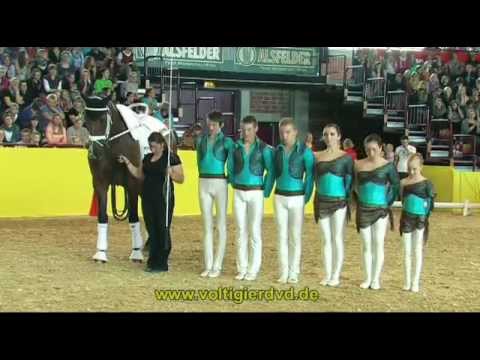bleyer - Deutsche Meisterschaft Voltigieren in Alsfeld 2012 (20.-22.Juli) Mehr Videos und DVDs auf http://www.voltigierdvd.de.