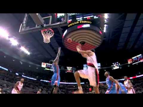 Andre Miller to Nicolas Batum against the Thunder
