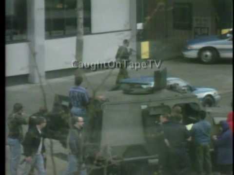 MAN WITH SAMURAI SWORD STANDOFF!