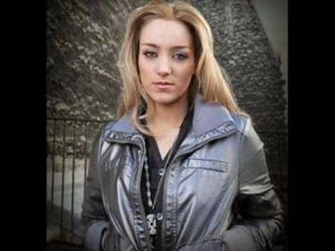 LeA caStEL - on se releve