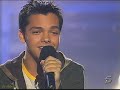 Sergio Rivero canta \"Algo contigo\"