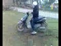 soby-cu-scooteru-par