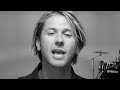 Feeder - Tracing Lines official video