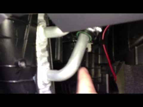 Replacement of 02 Hyundai Elantra Heater Core Part 2