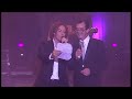 llegar al gan final de starlite gala 2012 llev� su tiempo... david bisbal tuvo que convencer a antonio banderas para subir al escenario a cantar la 'canci�n ...