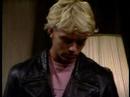 peter confronteert zijn ouders met hun lang stilgehouden geheim. jan neemt een rigoureus besluit, zonder dit aan petra te vertellen. de relatie van simon en brigitte verloopt, tot linda's wanhoop, voorspoedig.

uitgezonden op 12 oktober 1990

copyright rtl4