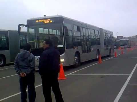 Estas son las pruebas que pasan los choferes del Metropolitano
