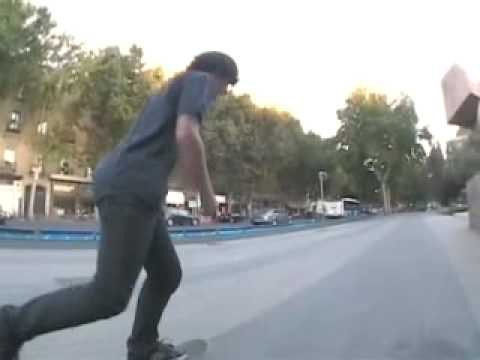 FAKIE KICKFLIP POR RA