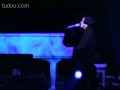 Click here to watch this video 我們就這樣長大了---范曉萱2008上海演唱會-01自言自語