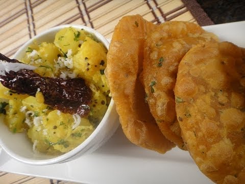 Masala Puri aur Aloo ki Sabzi