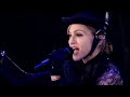 Bekijk muziek clip van Madonna met Future Lovers