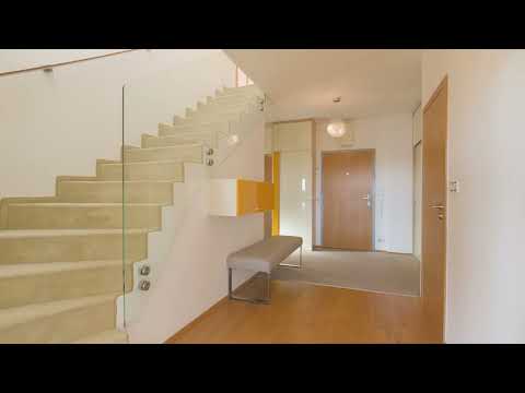 Video Pronájem mezonetového bytu 4+kk 116 m² + terasy 86m² + G/S, Praha 5 - Smíchov