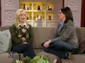 Angela Kinsey on Megan Mullally