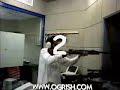 Sabias por que los arabes prefieren tirar piedras ?