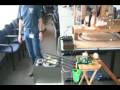 videos de Rube Goldberg Tea Bag Dunking Machine
