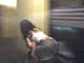 chiara e marta che cadono