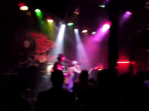 waomr LIVE IN THESSALONIKI @ 8BALL