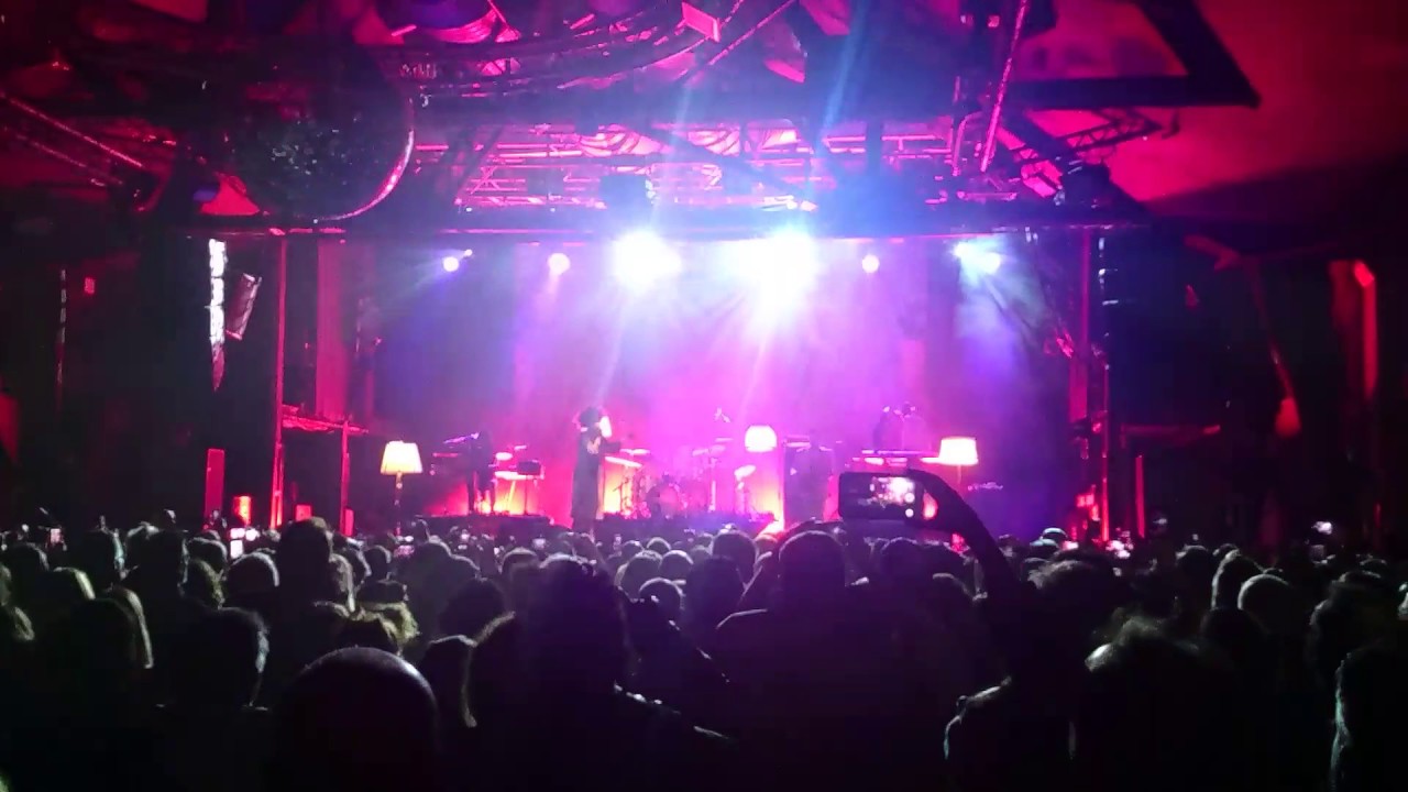 Macy Gray a Razzmatazz 1 abril 2017