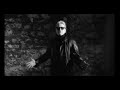 Derri�re mes lunettes noires