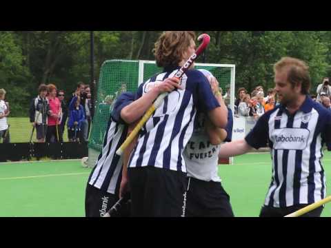Hoofdklasse - Play-offs hockey for a place to play in the