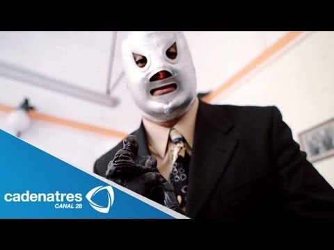 Santo - Hijo del Santo habla de su accidente en una lucha / Hijo del Santo talks about his accident 12 Julio 2013 En exclusiva el hijo del Santo habla de la complica...