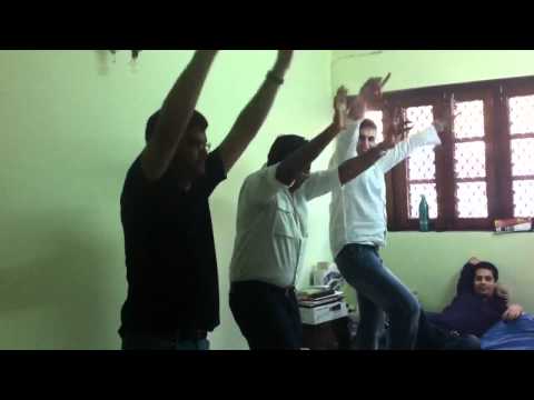 3 Guys dancing at G-Spot - Choreographed Comedy