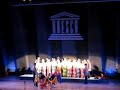 concert des philippine madrigal singers à l'unesco, paris, france, à l'occasion du 60ème anniversaire des relations diplomatiques franco-philippines, été 2007