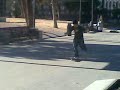 saltando tres skates