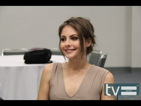 Arrow CW - Here is an interview with Willa Holland who stars as Thea Queen in The CW series
