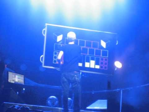Deadmau5 Performing on a Holodesk (VELD MUSIC FESTIVAL 2012)