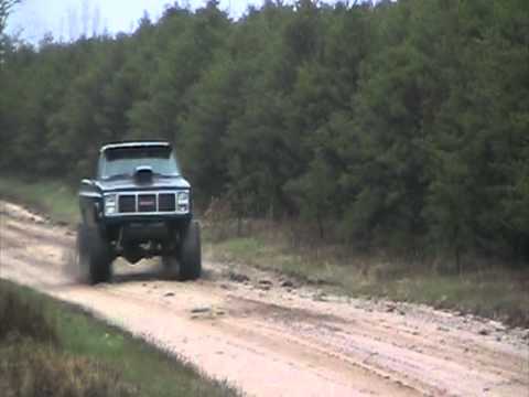 1200 hp mud truck nitrous test