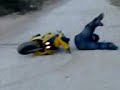 caduta sul motorino di burzio! caduta sul motorino di burzio!