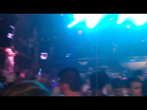 Maninee Amnesia Ibiza 23-06-2012 parte2