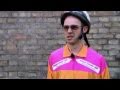 Team Easy On køber cykel til Bobby