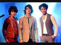 The Jonas Brothers - 6 Minutes