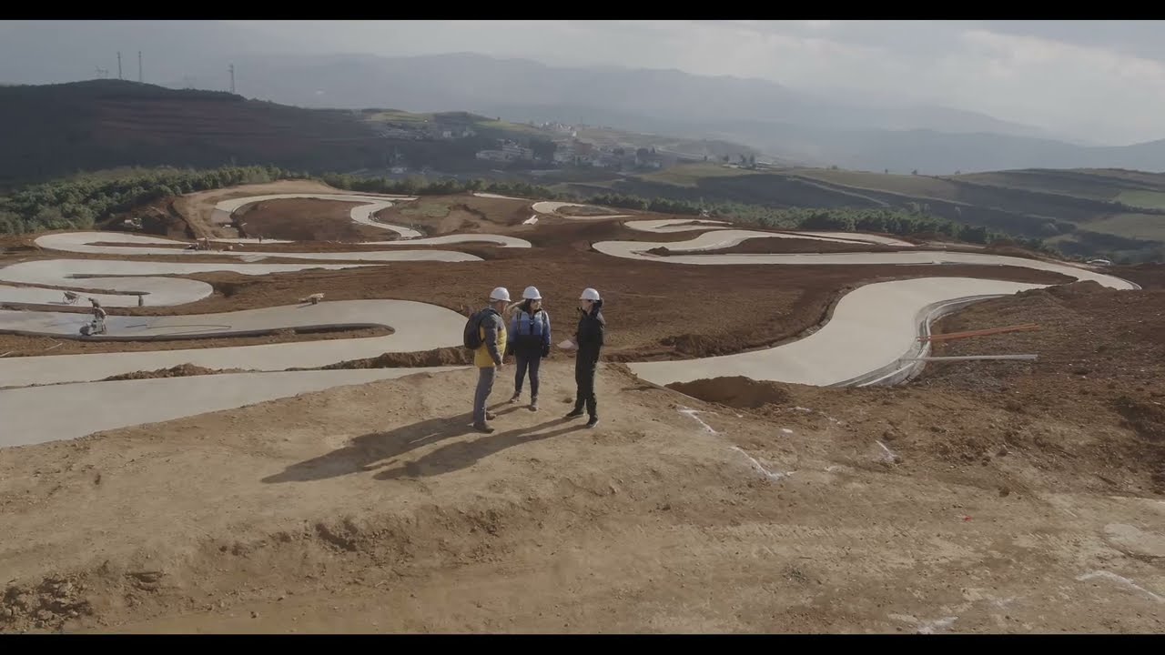 Redlands China Track Construction