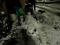 Aniek begraven in de sneeuw