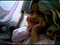 alisya tiup belon