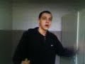 Osaczony w klopie