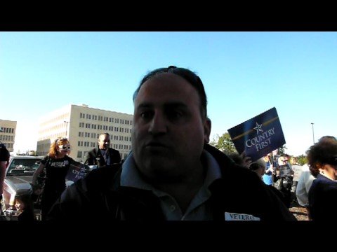 McCain supporters heckle North Carolina early voters