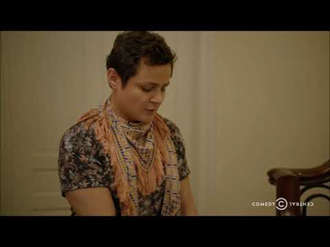 Broad City - Jaime imagines Italy turning into a penis