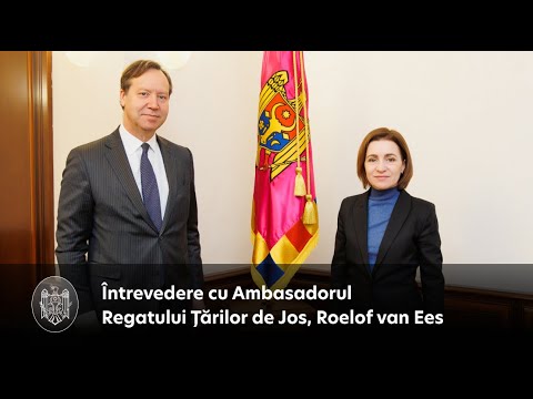 Глава государства провела беседу с послом Королевства Нидерландов Рулофом ван Эесом