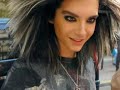 He say: Love me for me. [Bill Kaulitz]