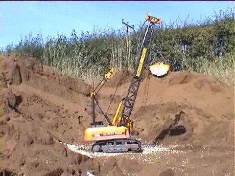 Hobby Engine Crawler Crane