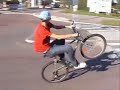 moped-wheelie moped-wheelie